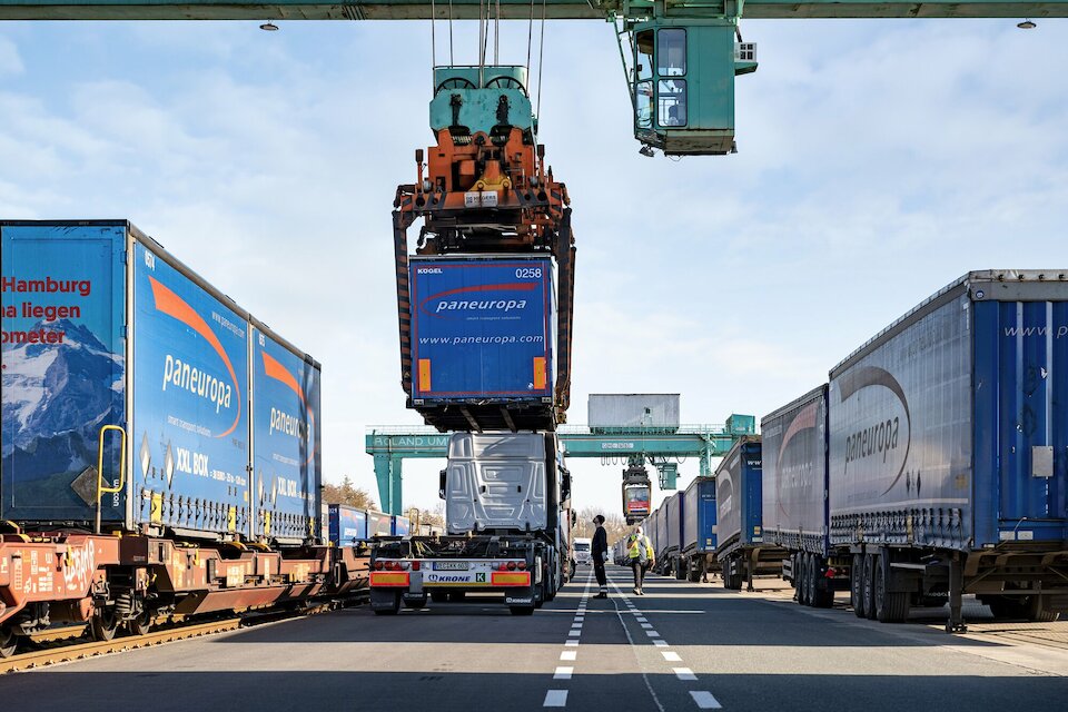 Your building materials in safe hands